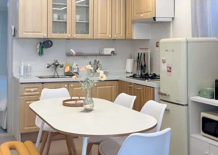 Naksan Wellness Stay, Jongno, Quiet & Cozy Апартаменты Сеул