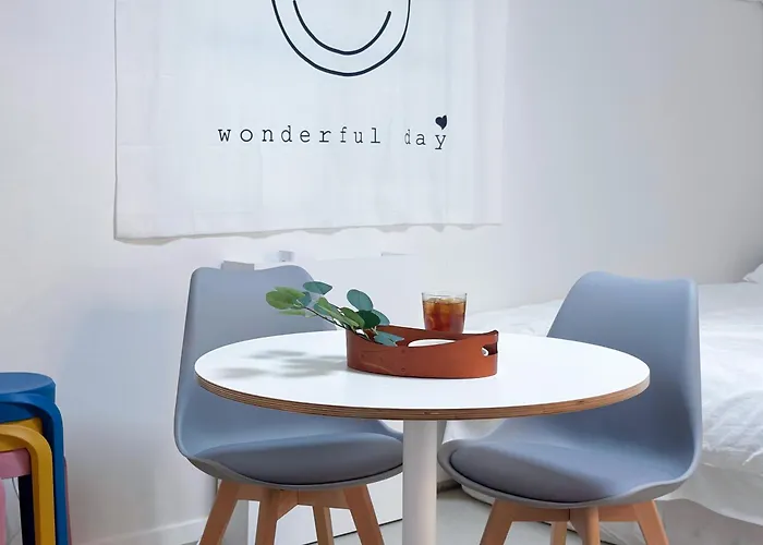 Naksan Wellness Stay, Jongno, Quiet & Cozy Сеул