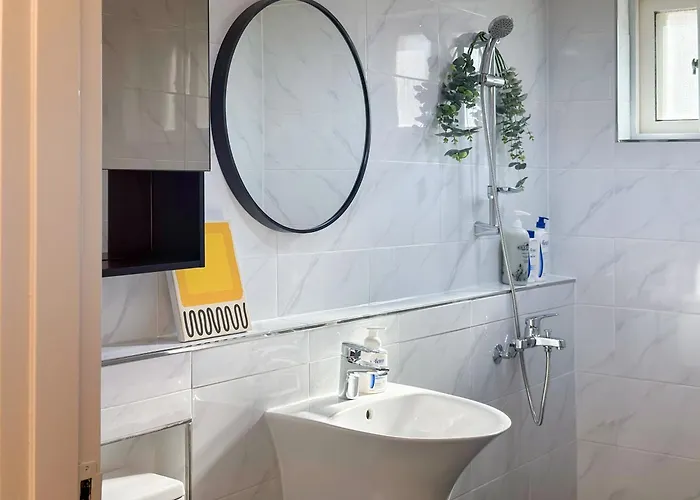 Naksan Wellness Stay, Jongno, Quiet & Cozy Сеул