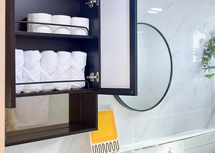 Апартаменты Naksan Wellness Stay, Jongno, Quiet & Cozy Сеул