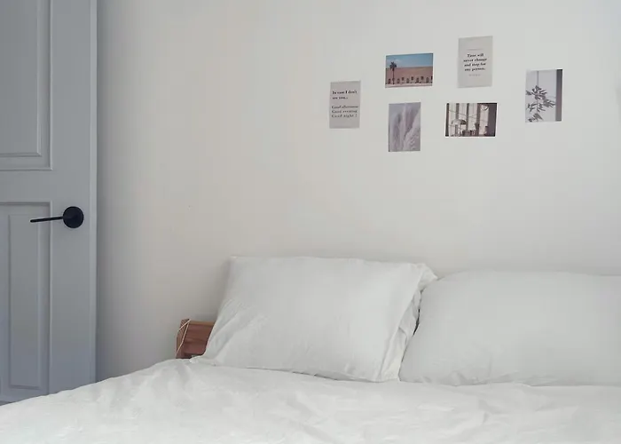 Naksan Wellness Stay, Jongno, Quiet & Cozy Апартаменты *